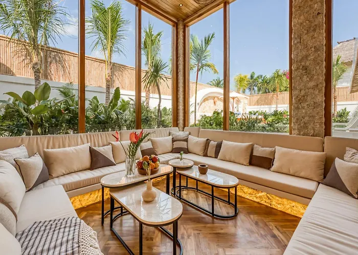 Provence 8bdr Jacuzzi Private Pool Garden Villa